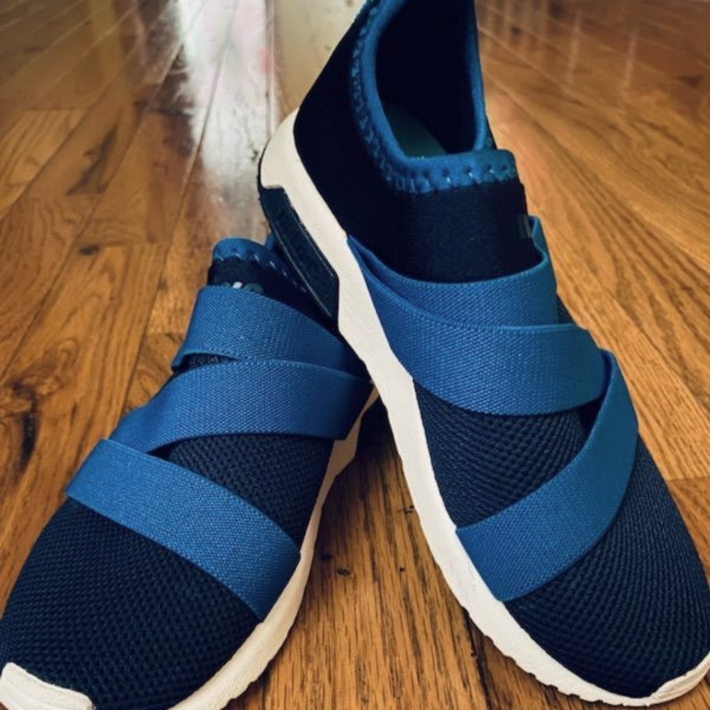 Native Shoes Boys slip on tennis shoes
